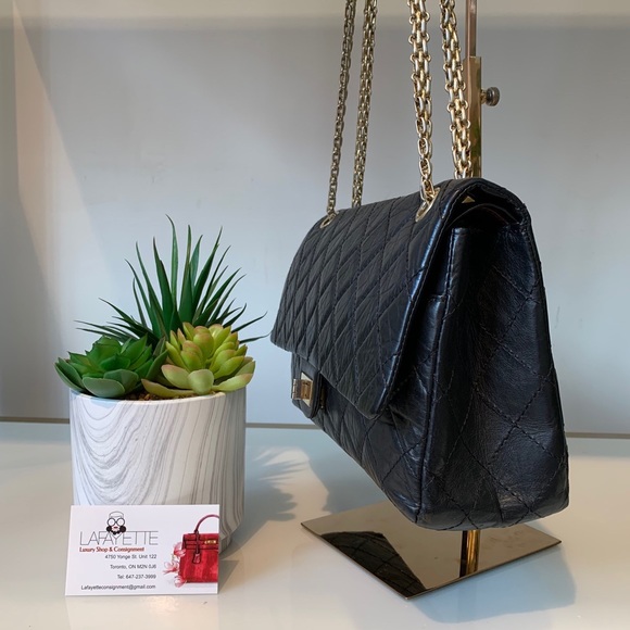 Chanel Reissue 2.55 (size 226) - Picture 2 of 7